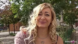 Profa de fitness Lola filmata cand face sex