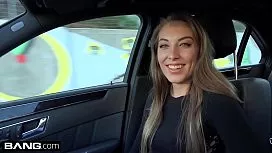 Face sex cu o blonda model fosta miss Rusia