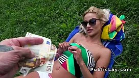 Xxx In Natura O Plateste Sa Il Lase Sa O Penetreze Adanc - Filme Porno