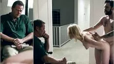 A venit la dentist dar se pare ca doreste si sex