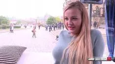 Fetita Blonda Ce Face Sex In Public