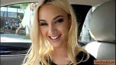 Porno Cu O Domnisoara Blonda Fututa In Masina De Ziua Ei