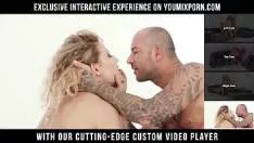 Blonda Singura Acasa Invita Doi Amici Pentru Sex In Trei