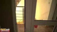 Studente La Camin Futute De Un Barbat Mascat