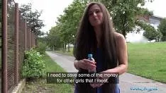 Lara Fututa In Cur Pe Strada Pentru 100 De Euro