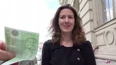 Platita Cu 100 De Euro Pentru Sex Pe Strada
